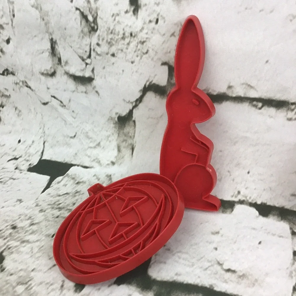 Vintage Tupperware Red Cookie Cutters Turkey Pumpkin‎ Bunny Santa Lot Of 8
